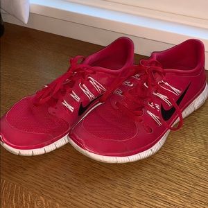 Nike Red Free Run 5.0 Sneakers